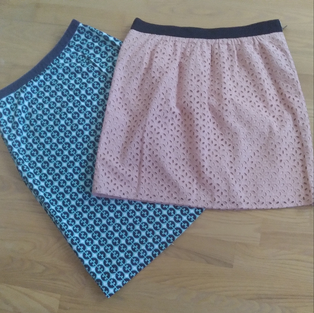 Skirt Bundle Boden Aqua Navy Abstract Print & Loft Dusty Pink Eyelet Size 2 Reg